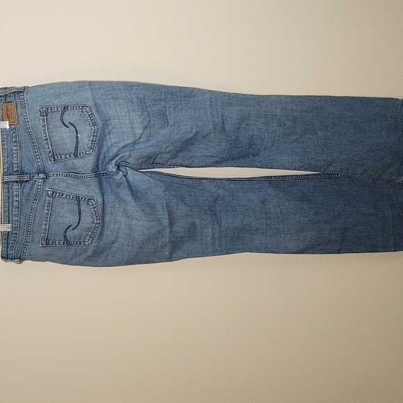 Signature by Levi Strauss Women's Low Rise Bootcut Jeans - Picture 3 of 7